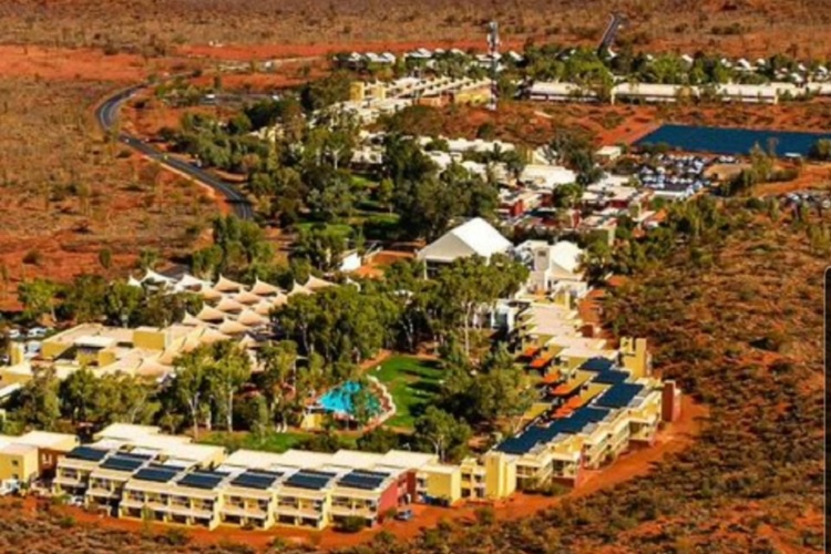 Uluru Hotels